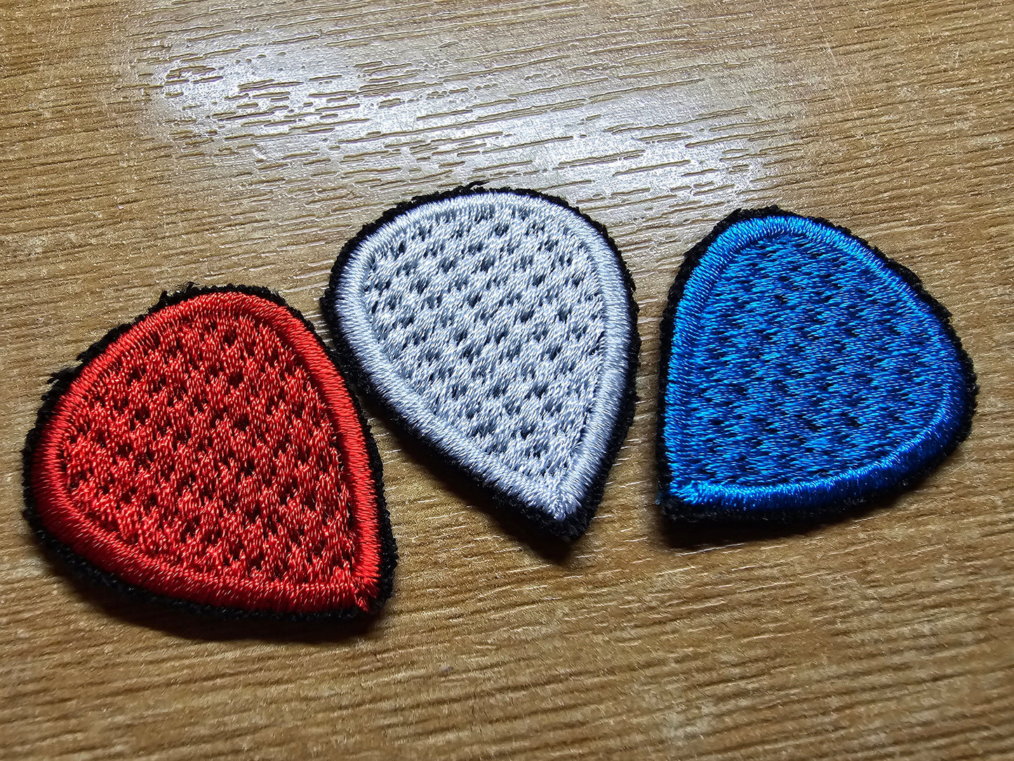 Guitar Plectrum Embroidered Patch Actual Size Guitar Picks