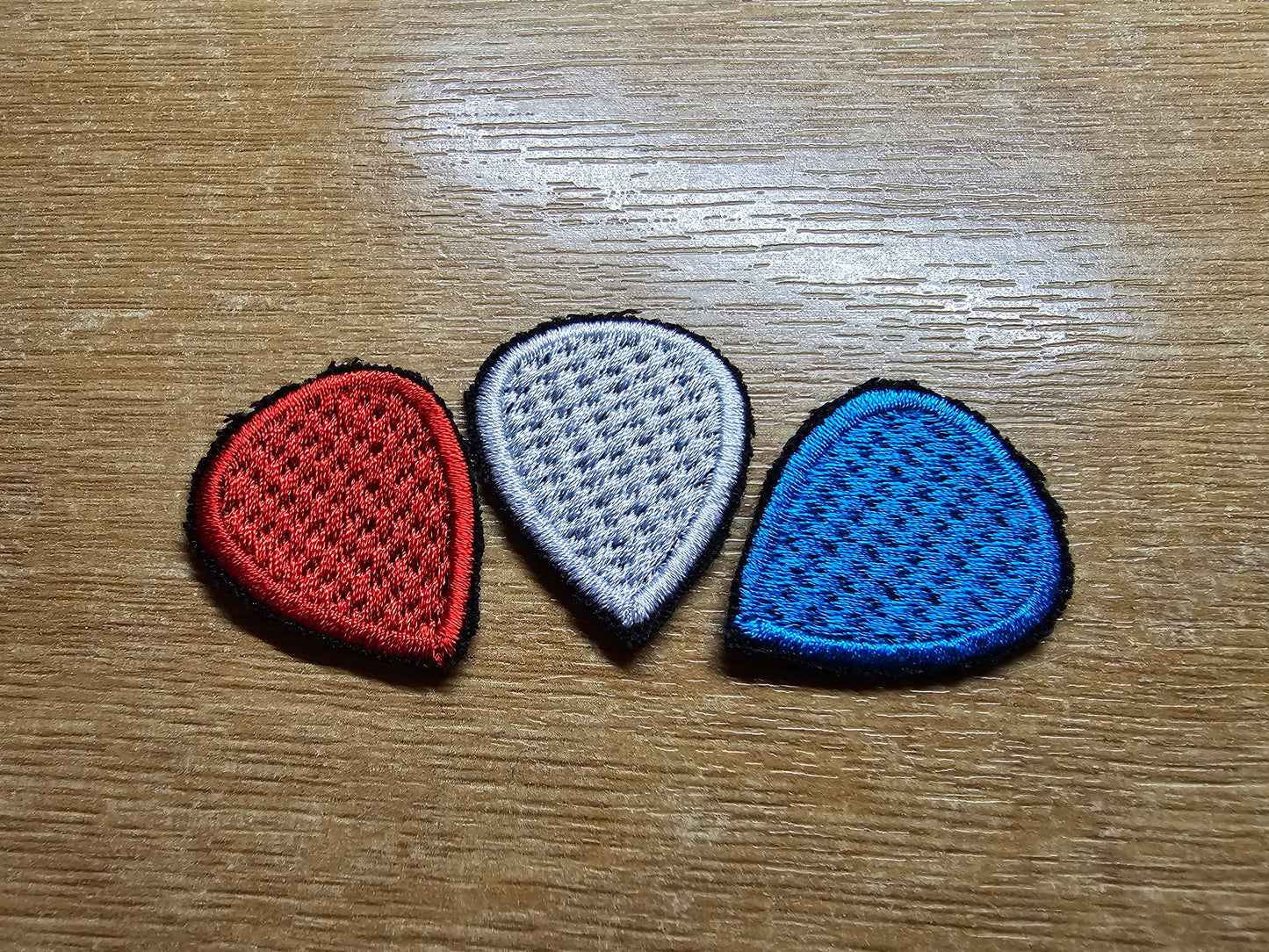 Guitar Plectrum Embroidered Patch Actual Size Guitar Picks